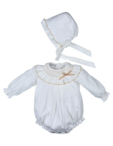 Pelele blanco con capota