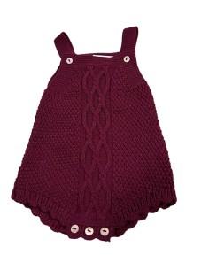 Ranita de lana en burdeos