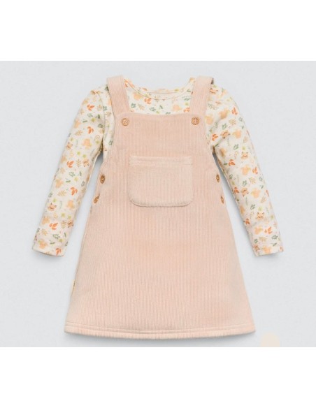 Conjunto de vestido con camiseta